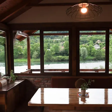 Idyllic River Front Holiday - Tisine *